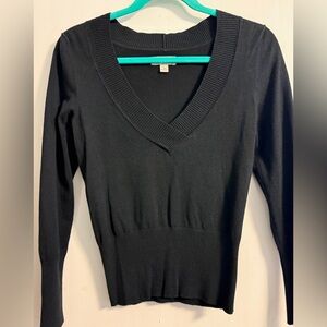 SO - Black V-Neck Sweater (VGUC) Medium